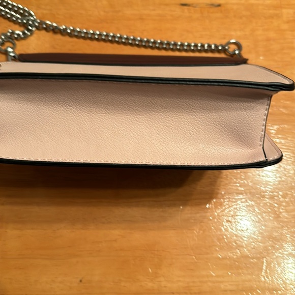 Like new Nine West purse in pale pink burgundy and black - Picture 12 of 12